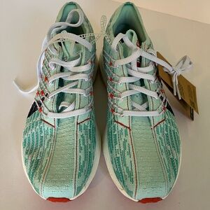 Nike women’s Zoom X Pegasus Turbo sneaker. Turquoise/white/red. Size 8.5. NWT.